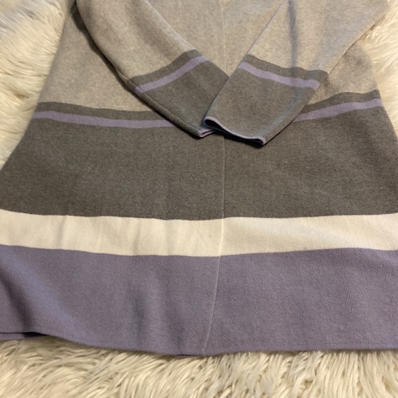 APT9 long sweater length 36” bust 42” excellent condition gray,lilac and white - Picture 9 of 12